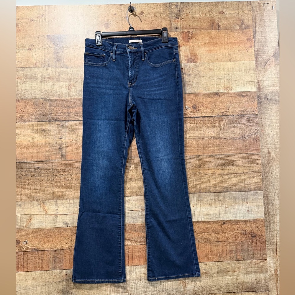 Levi's 315 Shaping Dark Blue Bootcut Women's Jeans Size 30